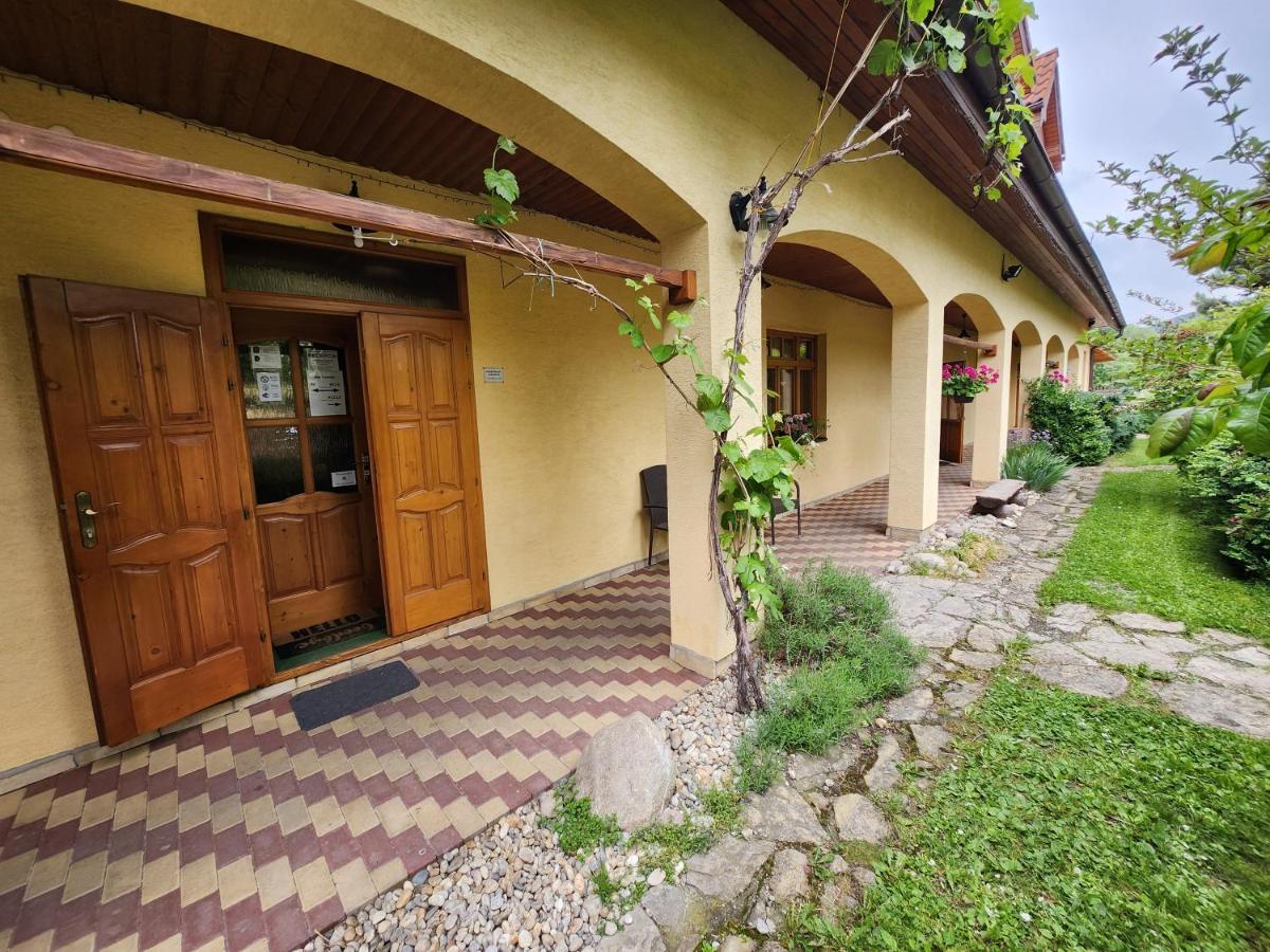 Apartmany Centrum Pavčina Lehota Exteriér fotografie