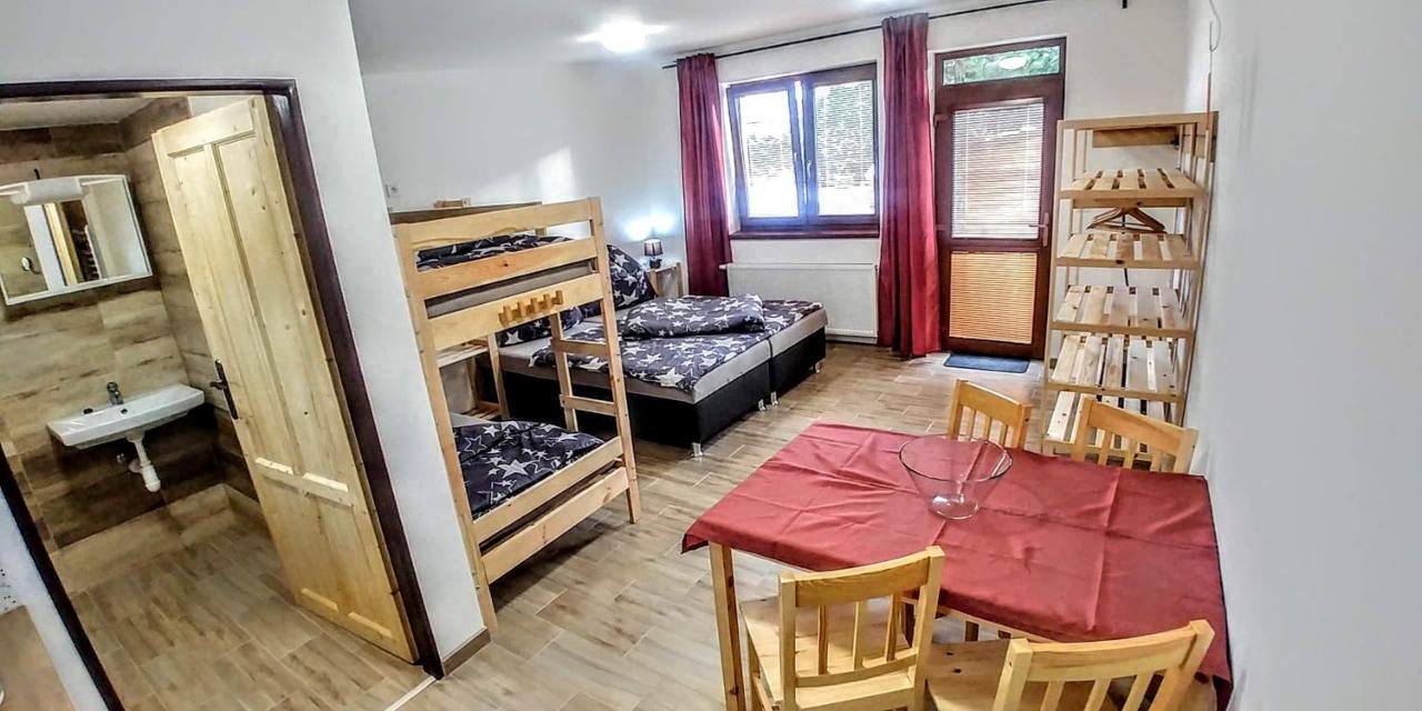 Apartmany Centrum Pavčina Lehota Exteriér fotografie