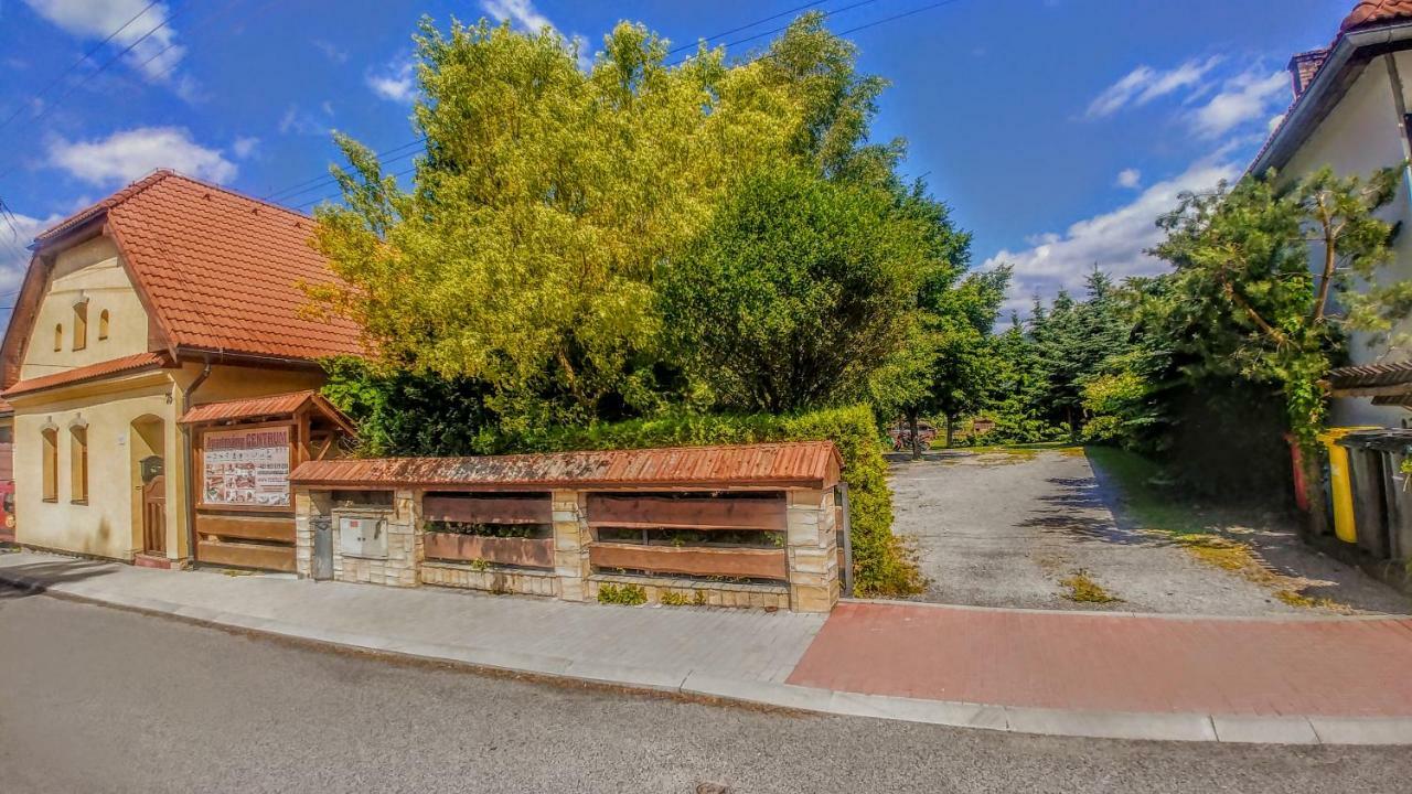 Apartmany Centrum Pavčina Lehota Exteriér fotografie